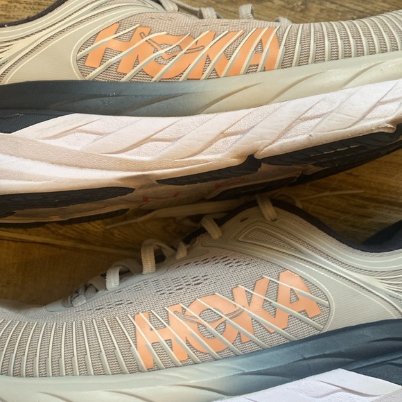 {HOKA} One One Bondi 7 in Lunar/Black | 10.5 - Picture 5 of 14